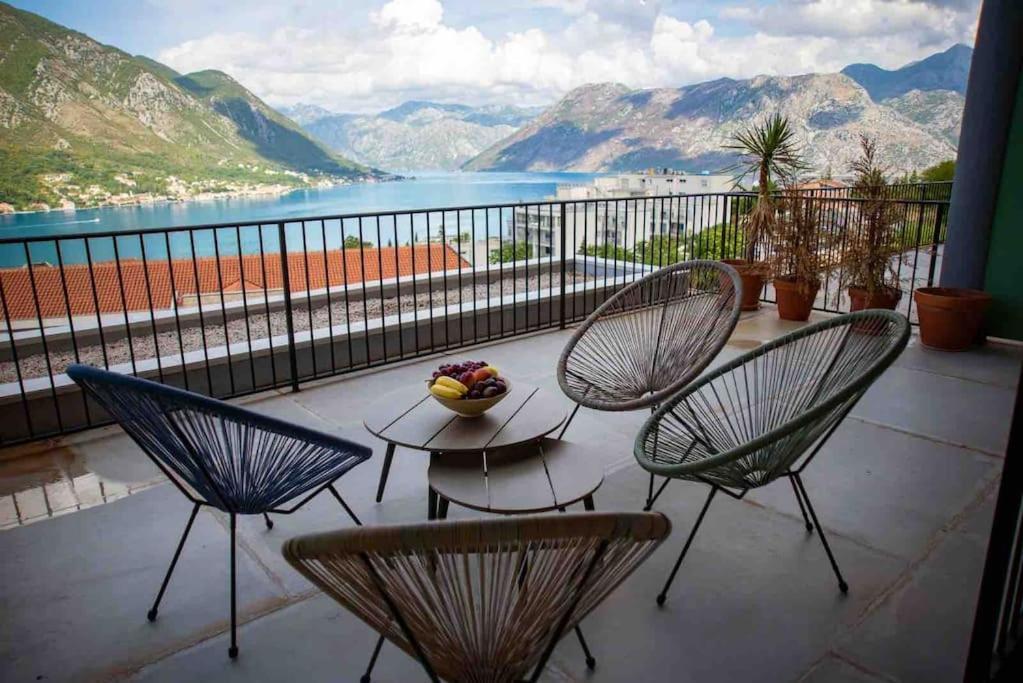 Appartamento Design Flat With Impressive Boka Bay View Cattaro Esterno foto