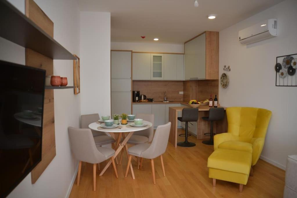 Appartamento Design Flat With Impressive Boka Bay View Cattaro Esterno foto