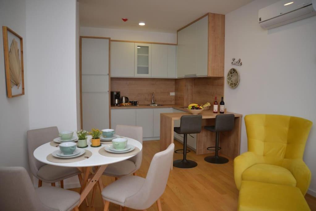 Appartamento Design Flat With Impressive Boka Bay View Cattaro Esterno foto