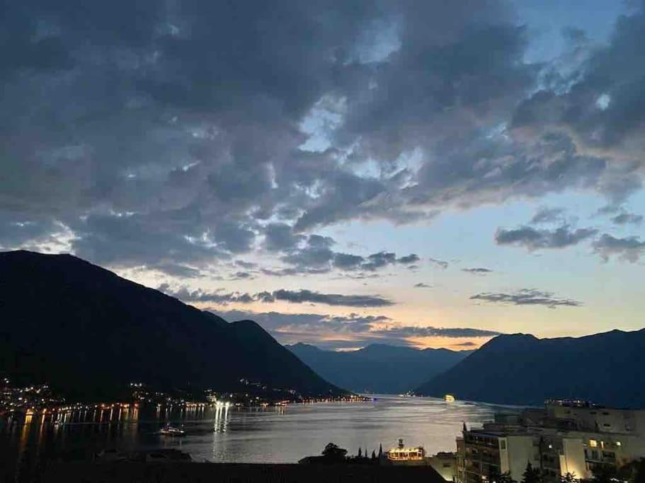 Appartamento Design Flat With Impressive Boka Bay View Cattaro Esterno foto