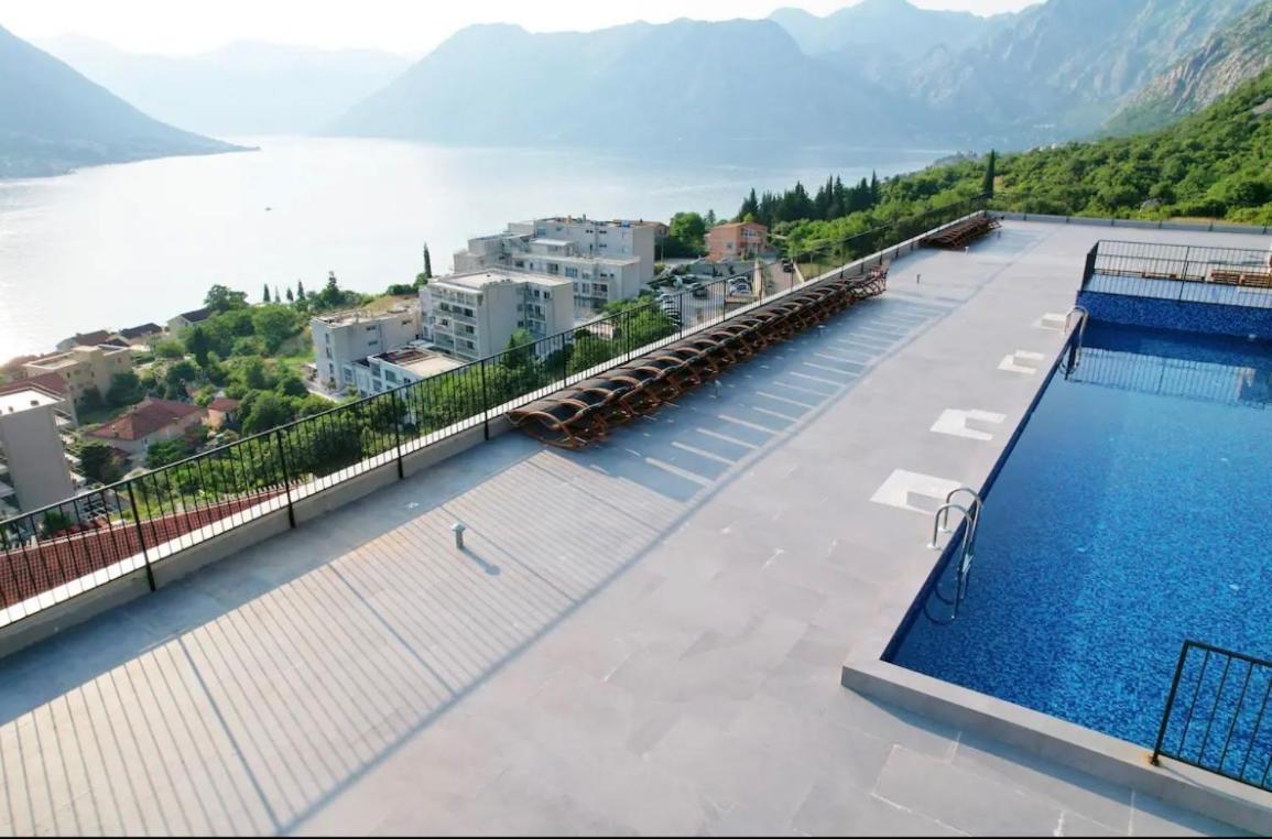 Appartamento Design Flat With Impressive Boka Bay View Cattaro Esterno foto