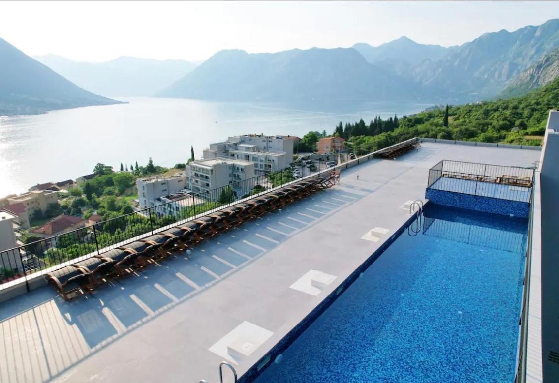 Appartamento Design Flat With Impressive Boka Bay View Cattaro Esterno foto